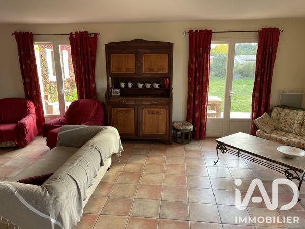 Location maison 8 pièces 215 m² Saint-Michel-l'Observatoire