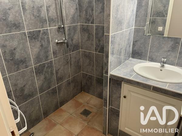 Location maison 8 pièces 215 m² Saint-Michel-l'Observatoire