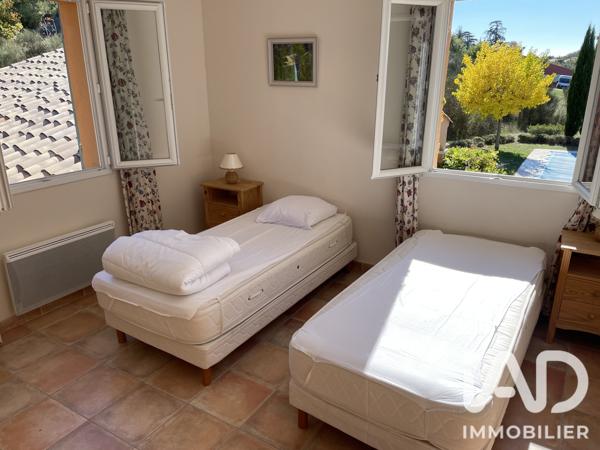 Location maison 8 pièces 215 m² Saint-Michel-l'Observatoire