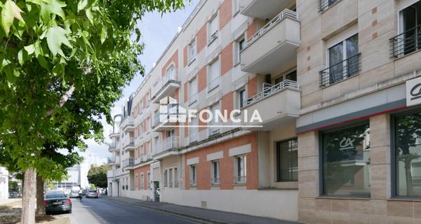 À vendre Studio 23.9 m² - Corbeil-essonnes 91100