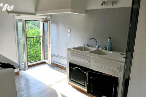 Appartement duplex T2 - 3ème étage sans ascenseur. 57,30 m²