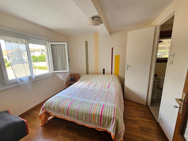 Maison à Loretz-d'Argenton, 79290 - 7 pièces 163m²