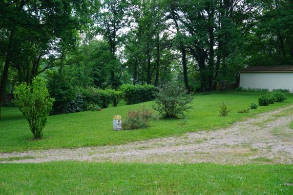 Charmante villa périgourdine au coeur d'un écrin de verdure, dans le parc naturel du Périgord vert.