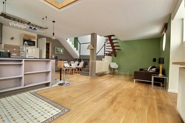 Location                                                      Loft
                        
                     4 pièces                      91 m2                     à Asnières-sur-Seine