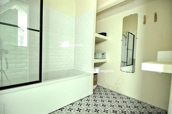 Location                                                      Loft
                        
                     4 pièces                      91 m2                     à Asnières-sur-Seine