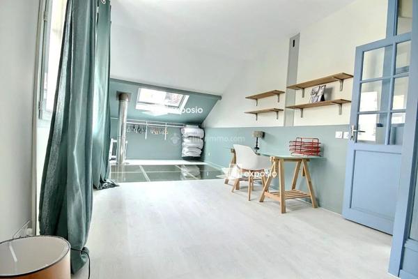 Location                                                      Loft
                        
                     4 pièces                      91 m2                     à Asnières-sur-Seine