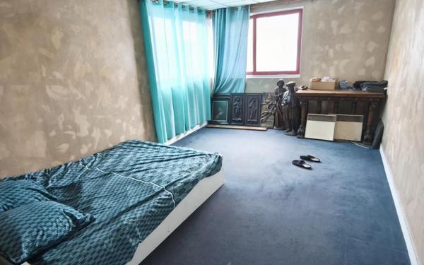 Appartement à vendre    5 pièces • 155,52 m2 Les Mureaux