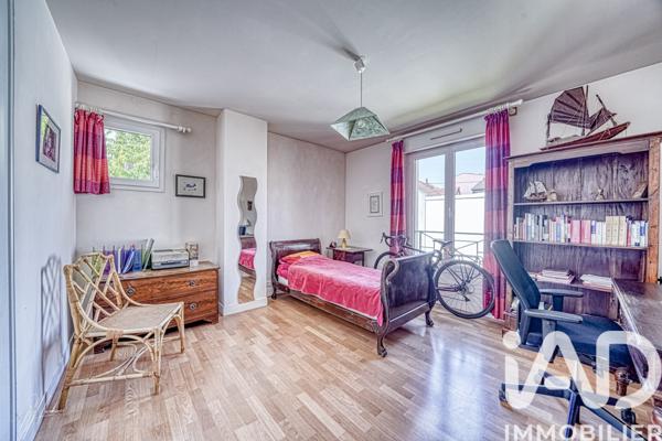 Maison à vendre 8 pièces 214 m² Nanterre