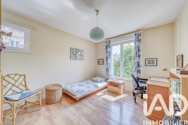 Maison à vendre 8 pièces 214 m² Nanterre