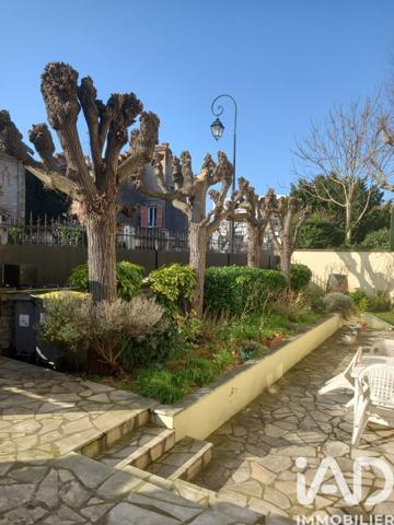 Maison à vendre 8 pièces 214 m² Nanterre