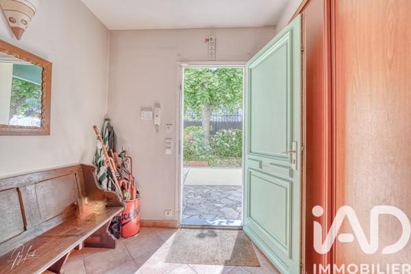 Maison à vendre 8 pièces 214 m² Nanterre