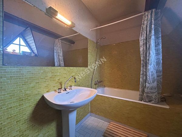 Maison familiale 8 pièces - 6 chambres de 223 m² - Proche Gare de Pontoise