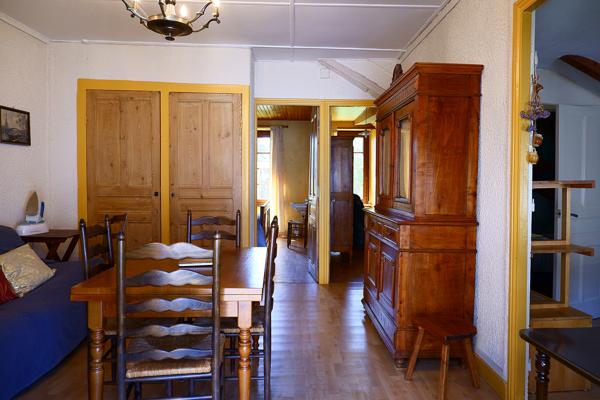 Maison en pierre de 221 m² avec dépendances et gîte - Le Mazet-Saint-Voy