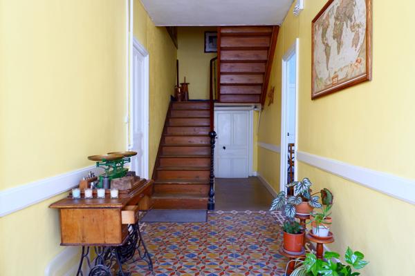 Maison en pierre de 221 m² avec dépendances et gîte - Le Mazet-Saint-Voy