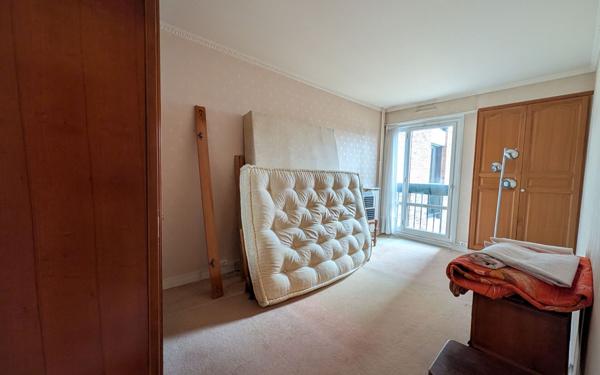 Appartement à vendre    3 pièces • 86,32 m2 Créteil