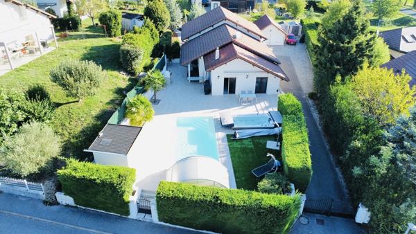 Maison 230m2, terrain 1250m2 spa et piscine