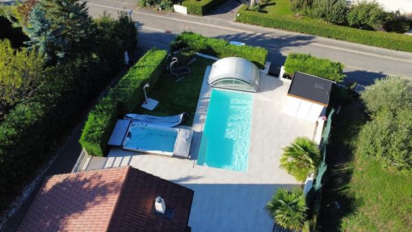 Maison 230m2, terrain 1250m2 spa et piscine