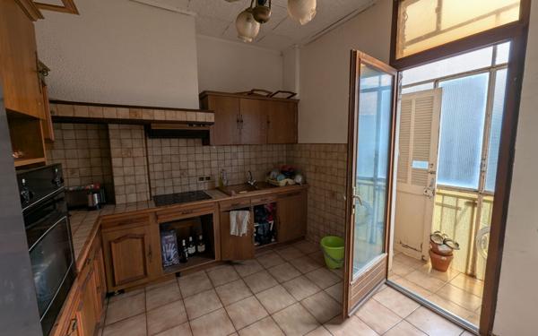 Appartement à vendre    2 pièces • 37,02 m2 Marseille 10