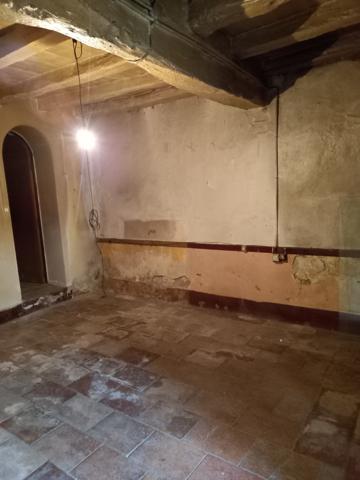 Maison en pierres de 80m2 avec dépendance et jardinet
