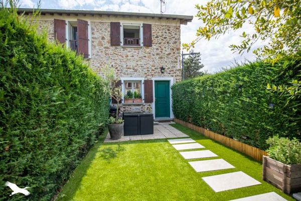 Appartement 231 000 € Fontenay-le-Fleury 2 p 39 m² DPE E