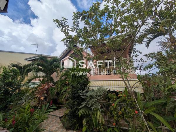 Appartement T2 en duplex à l'Anse à l'Ane