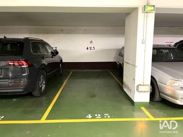 Location parking 10 m² Paris 2