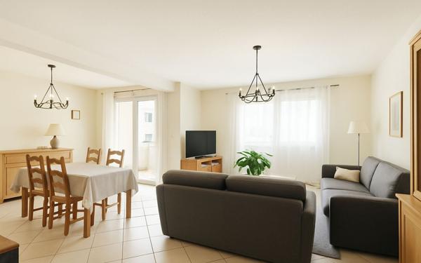 Appartement à vendre    4 pièces • 83,42 m2 Toulon