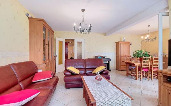 Appartement à vendre    4 pièces • 83,42 m2 Toulon