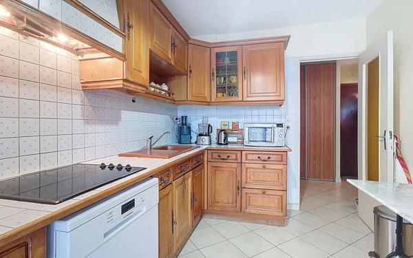 Appartement à vendre    4 pièces • 83,42 m2 Toulon