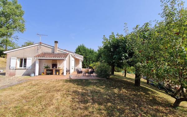 Maison à vendre    3 pièces •  Castelculier