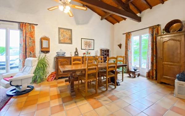 Maison à vendre    3 pièces •  Castelculier