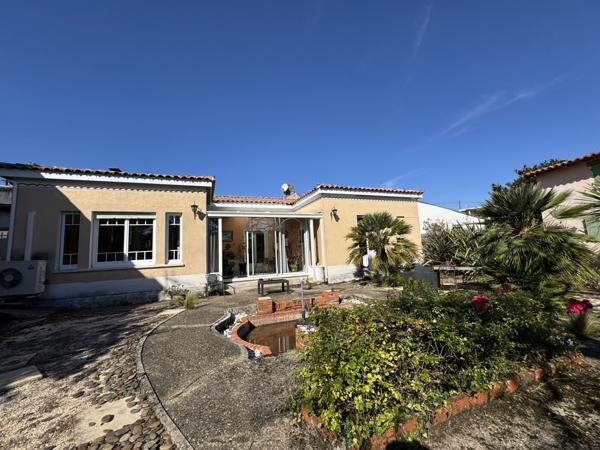 Maison 6 pièces 134 m2 + dépendance 17132 Meschers sur Gironde Meschers-sur-Gironde (17132)