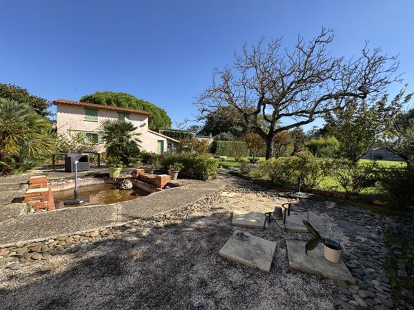 Maison 6 pièces 134 m2 + dépendance 17132 Meschers sur Gironde Meschers-sur-Gironde (17132)