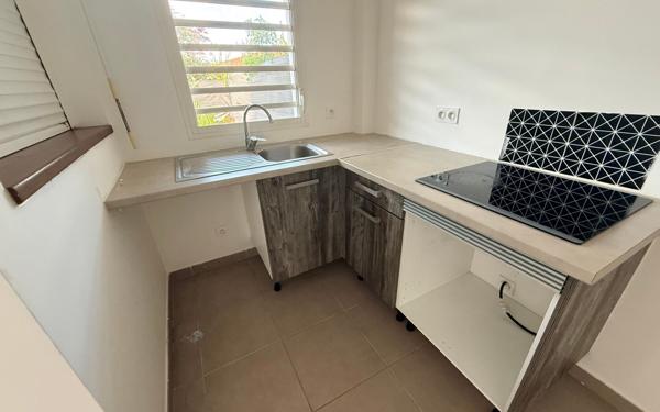 Appartement à vendre    1 pièce •  Remire-Montjoly