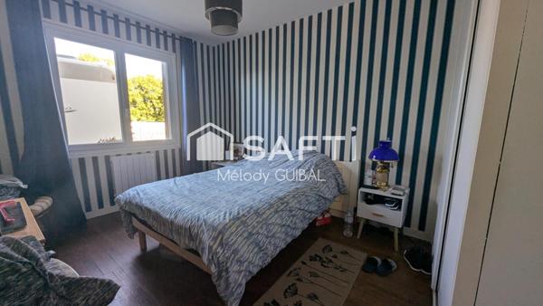 À Médis, maison de 155 m², 5 chambres, garage et jardin clos.