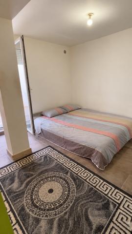 PETIT IMMEUBLE DE RAPPORT – 9 LOTS – RENTABILITÉ POTENTIELLE 10% – À 5 MIN DE LA GARE SAINT-CHARLES