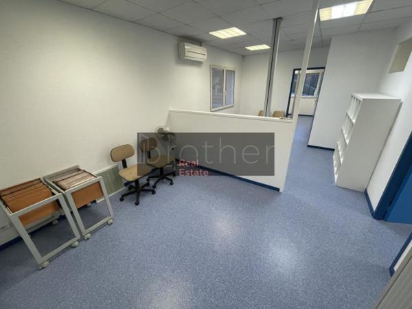 Bureau de 80 m² à louer à Bordeaux Rive Droite