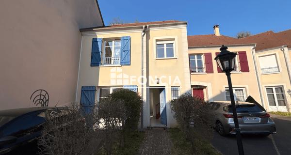 Location Maison 5 pièces 107.35 m² - La Queue-en-brie 94510