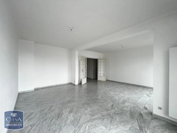 Appartement à louer 5 pièces 110.37m² Chartres (28000)