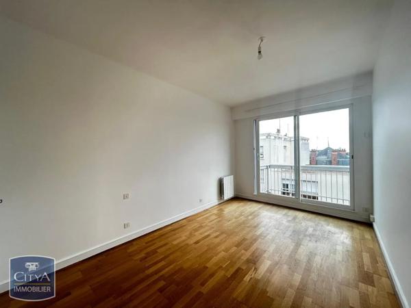 Appartement à louer 5 pièces 110.37m² Chartres (28000)
