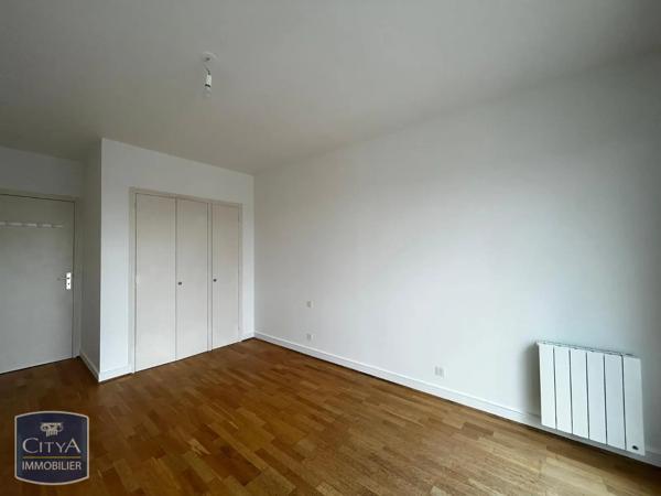 Appartement à louer 5 pièces 110.37m² Chartres (28000)