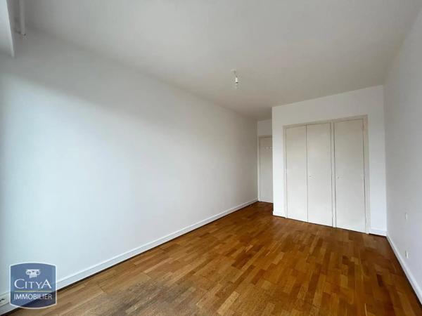 Appartement à louer 5 pièces 110.37m² Chartres (28000)