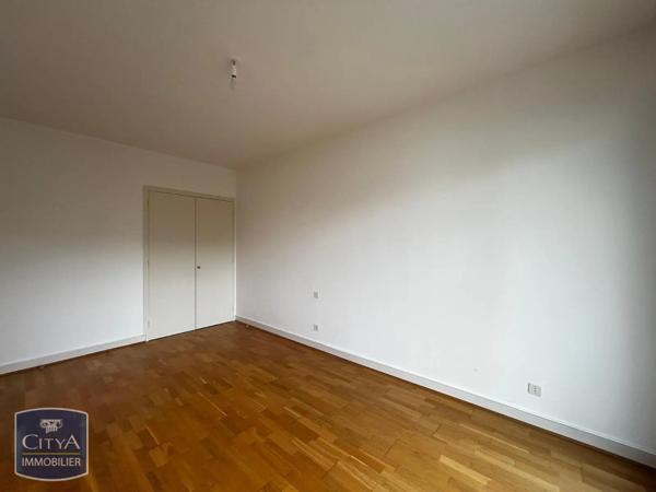 Appartement à louer 5 pièces 110.37m² Chartres (28000)