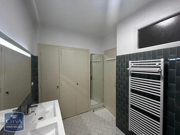 Appartement à louer 5 pièces 110.37m² Chartres (28000)