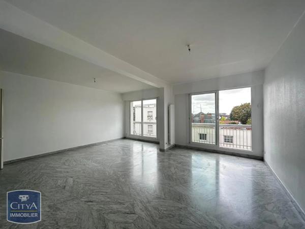 Appartement à louer 5 pièces 110.37m² Chartres (28000)