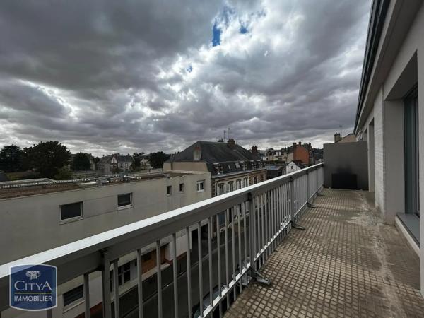 Appartement à louer 5 pièces 110.37m² Chartres (28000)