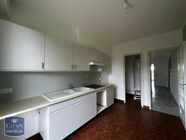 Appartement à louer 5 pièces 110.37m² Chartres (28000)