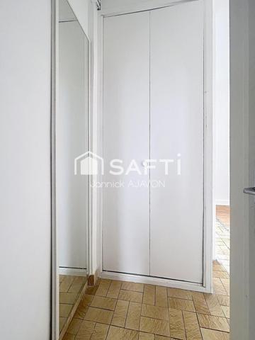 2 pièces 33 m2 proche du métro Mairie de montreuil (ligne 9)