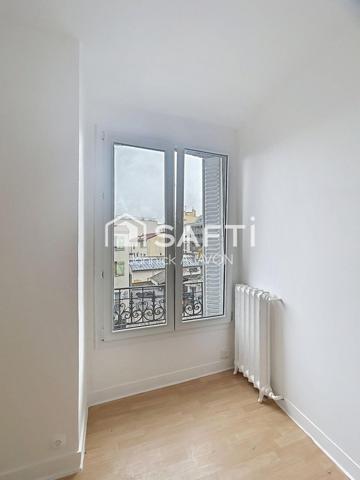 2 pièces 33 m2 proche du métro Mairie de montreuil (ligne 9)