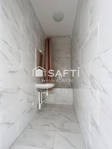 2 pièces 33 m2 proche du métro Mairie de montreuil (ligne 9)